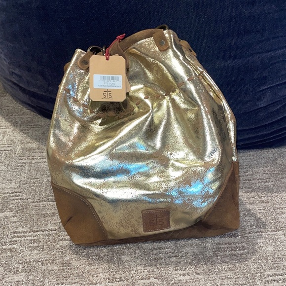 STS Ranchwear Gold and Brown Backpack - Picture 3 of 6